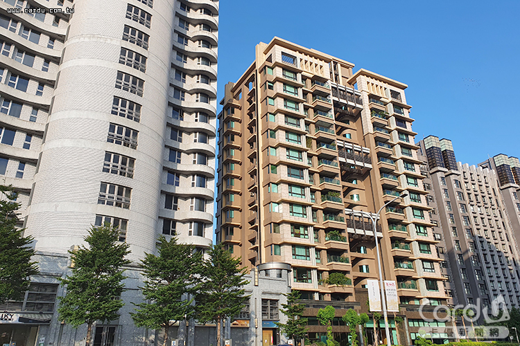 不動產市場出現降溫訊號，國銀房貸及建築融資貸款金額創新低(圖/卡優新聞網)