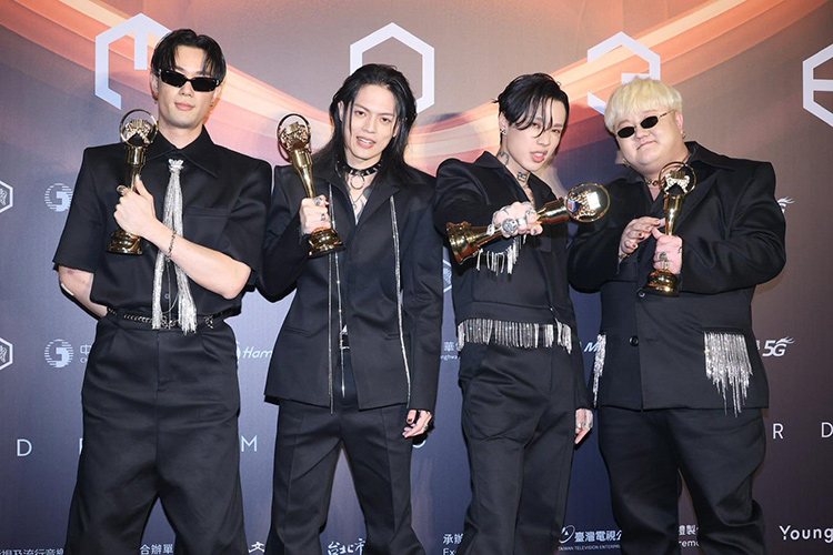 金曲樂團TRASH等人氣團體、日韓跨世代明星炸裂開唱(圖/擷自 TRASH臉書)