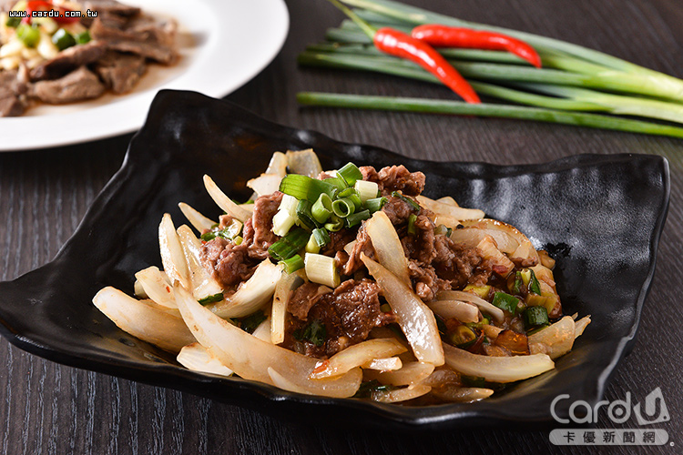 咩灣裡羊肉店選用台南善化的溫體羊,每日新鮮配送(圖/台灣米其林指南 提供)