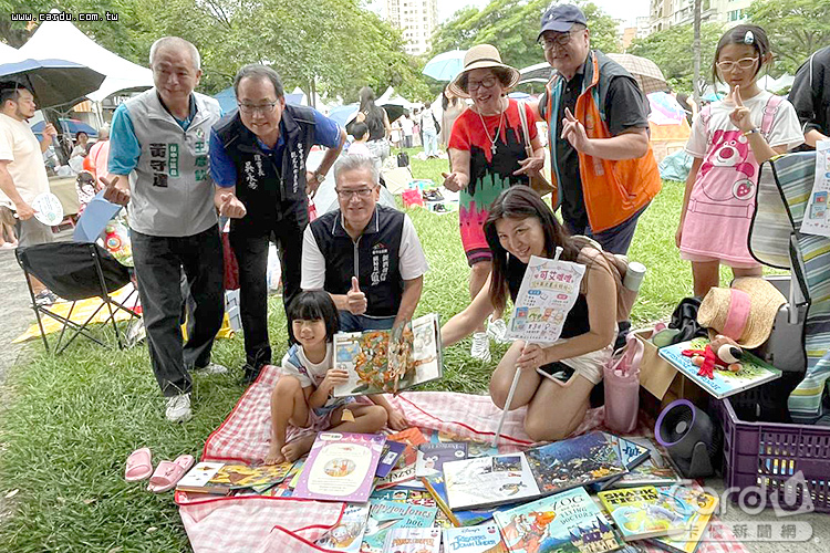 美術園道商圈草地二手市集邀100組親子當「小小老闆」(圖/台中市政府 提供)