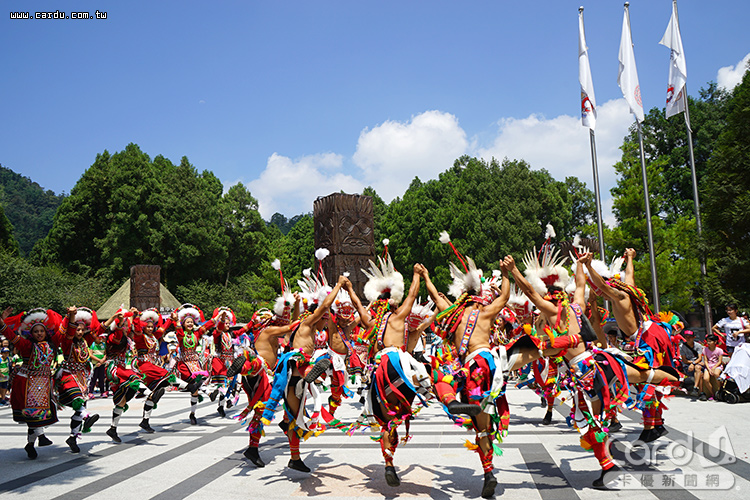 原住民祭典讓旅人深入探索在地文化、看見部落之美(圖/Booking.com 提供)