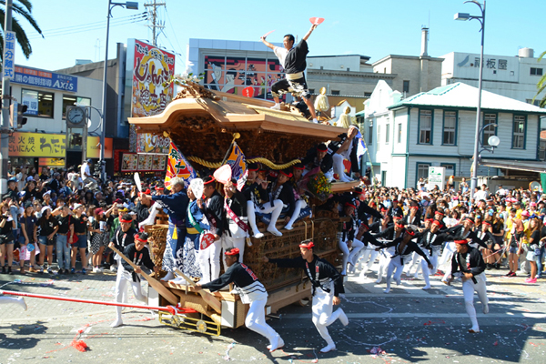 岸和田花車祭力與美震撼展現 卡優新聞網